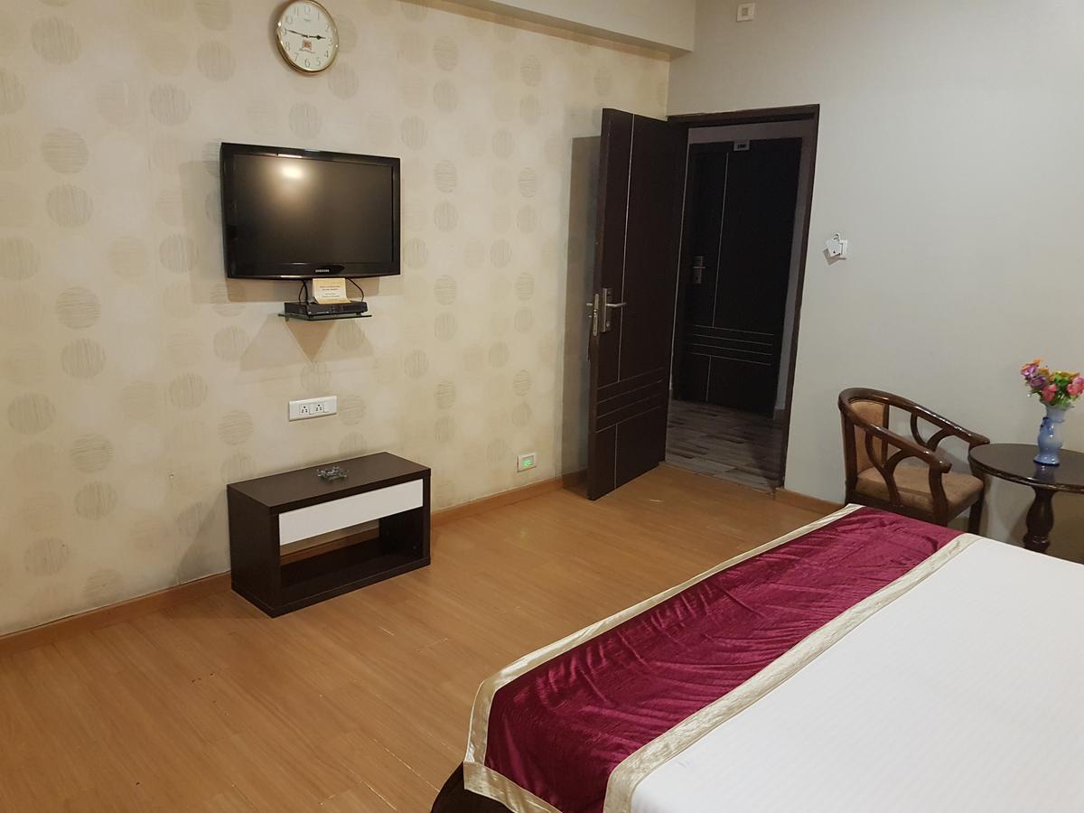 Hotel Sitara Residency Hyderabad Exterior photo